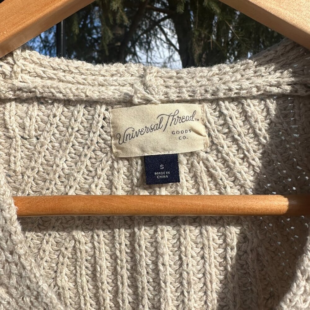 Universal Thread Sweater V-Neck Pullover Cream Size Small - Picture 5 of 6